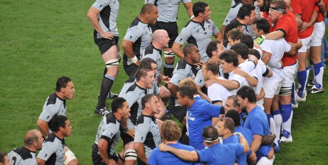 Quand Serge Betsen raconte son idée de répondre au Haka des Blacks en 2007