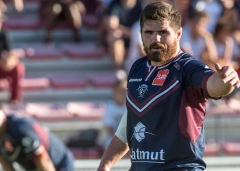 Quand Adrien Pélissié découvre “des mecs” qu’il voyait uniquement à la télévision