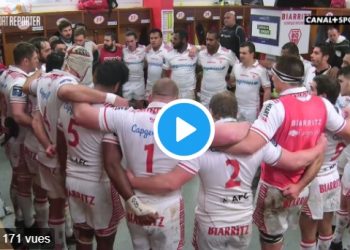 Vidéo: Le très fort discours du capitaine Biarrot Alban Placines avant d’affronter Bayonne !