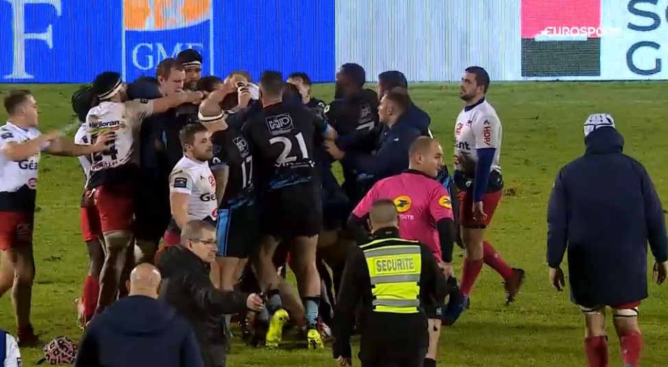 Vidéo: Bagarre générale à l’issue du match de Pro D2 entre Massy et Aurillac !