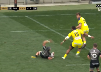 Kolbe dérape, accélère, mystifie la défense Clermontoise et inscrit un magnifique essai