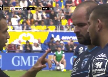 VIDÉO : Quand Mathieu Raynal explique sagement à Levan Chilachava qu’il risque un carton