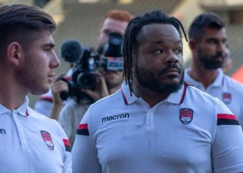 Mathieu Bastareaud va débuter sur le banc des remplaçants avec Lyon