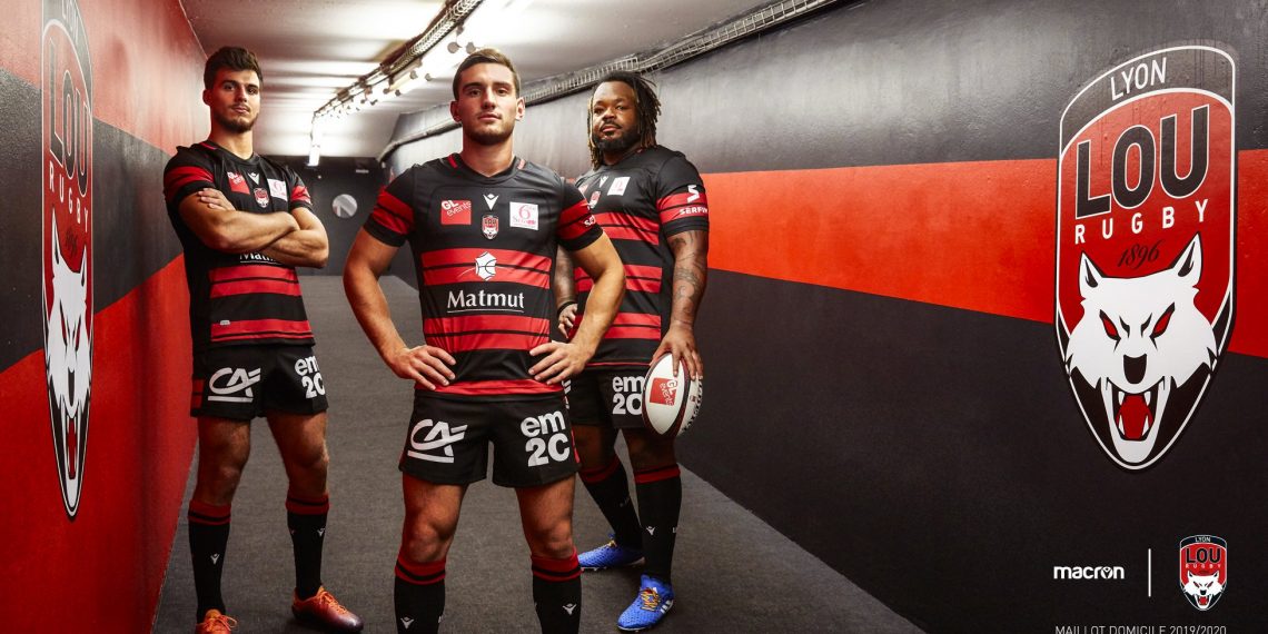 Découvrez le nouveau maillot du LOU Rugby avec Mathieu Bastareaud