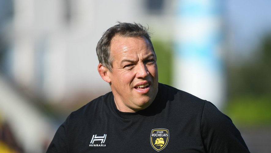 Jono Gibbes réagit après la claque reçue contre le Racing 92