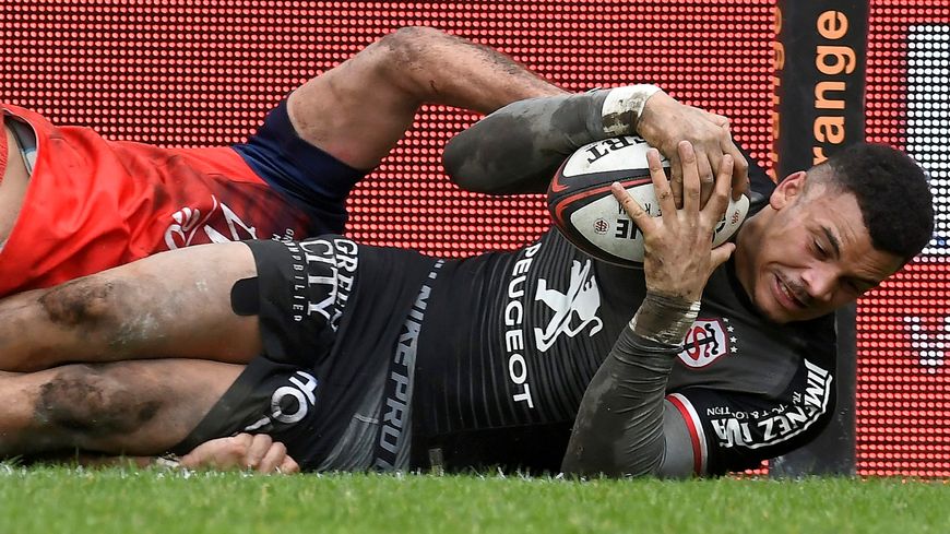 En fin de contrat, le jeune Matthis Lebel négocie avec le Stade-Toulousain