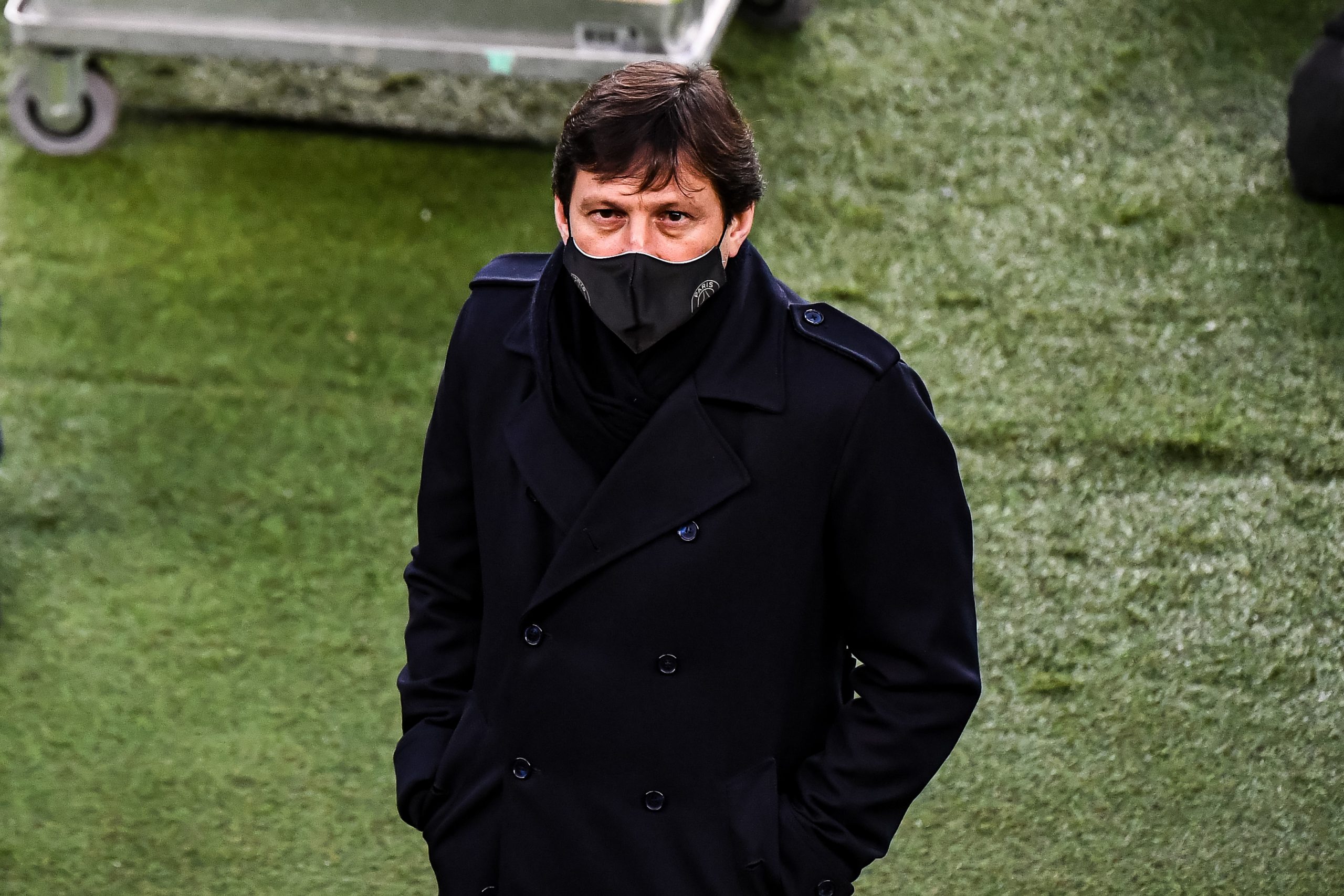 Leonardo a été remis en question par le PSG cet été, indique L’Equipe