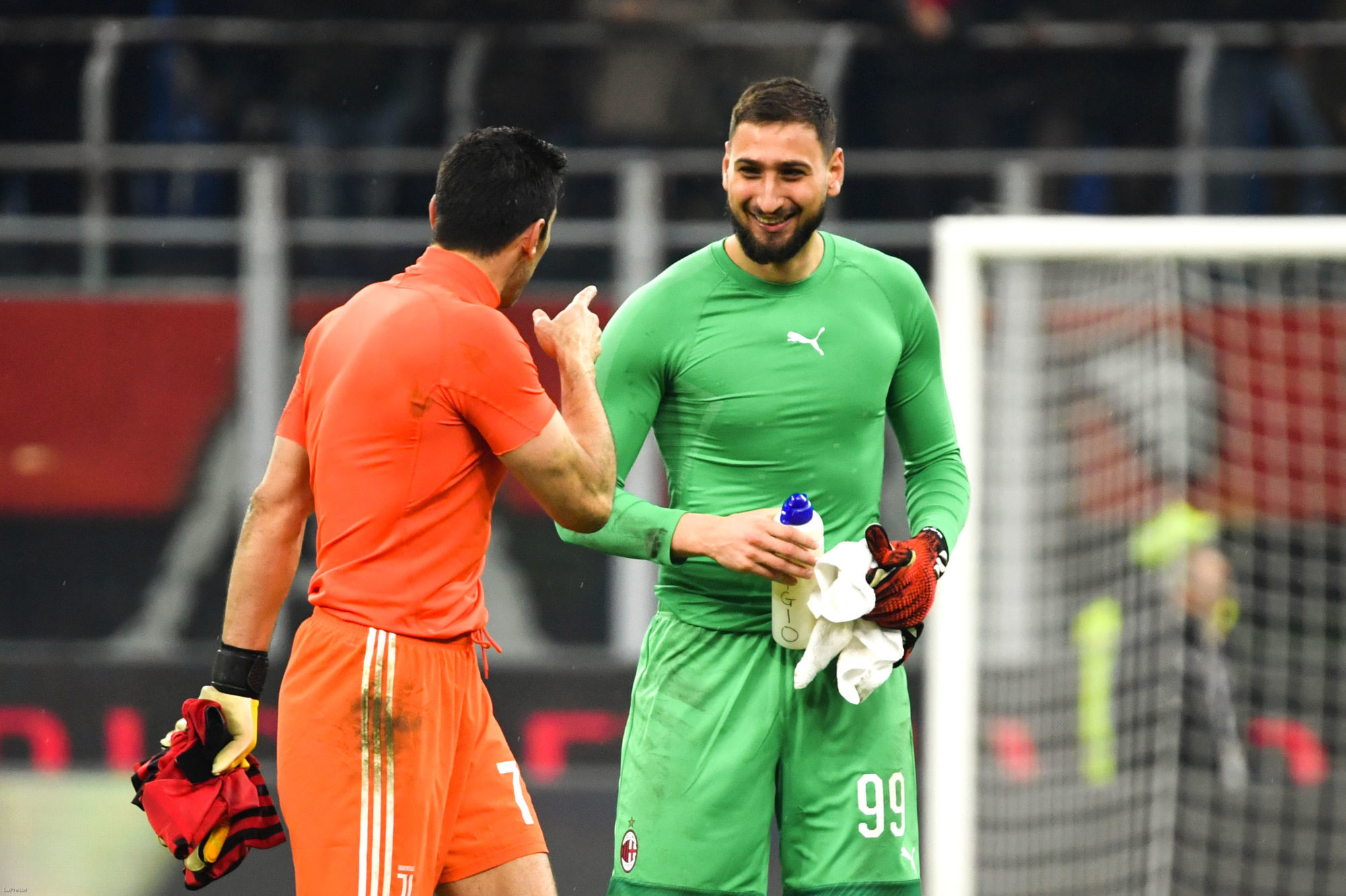 Buffon prévient Donnarumma avec son expérience « on ne pardonne rien aux meilleurs »