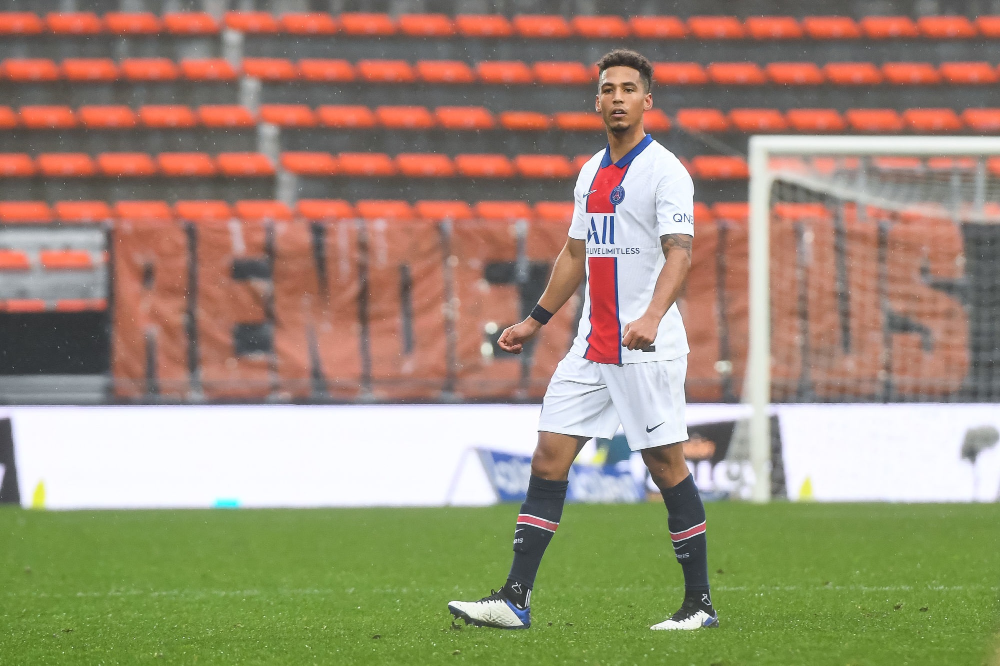 Mercato – L’Equipe évoque les ventes de Kehrer, Areola et Rico