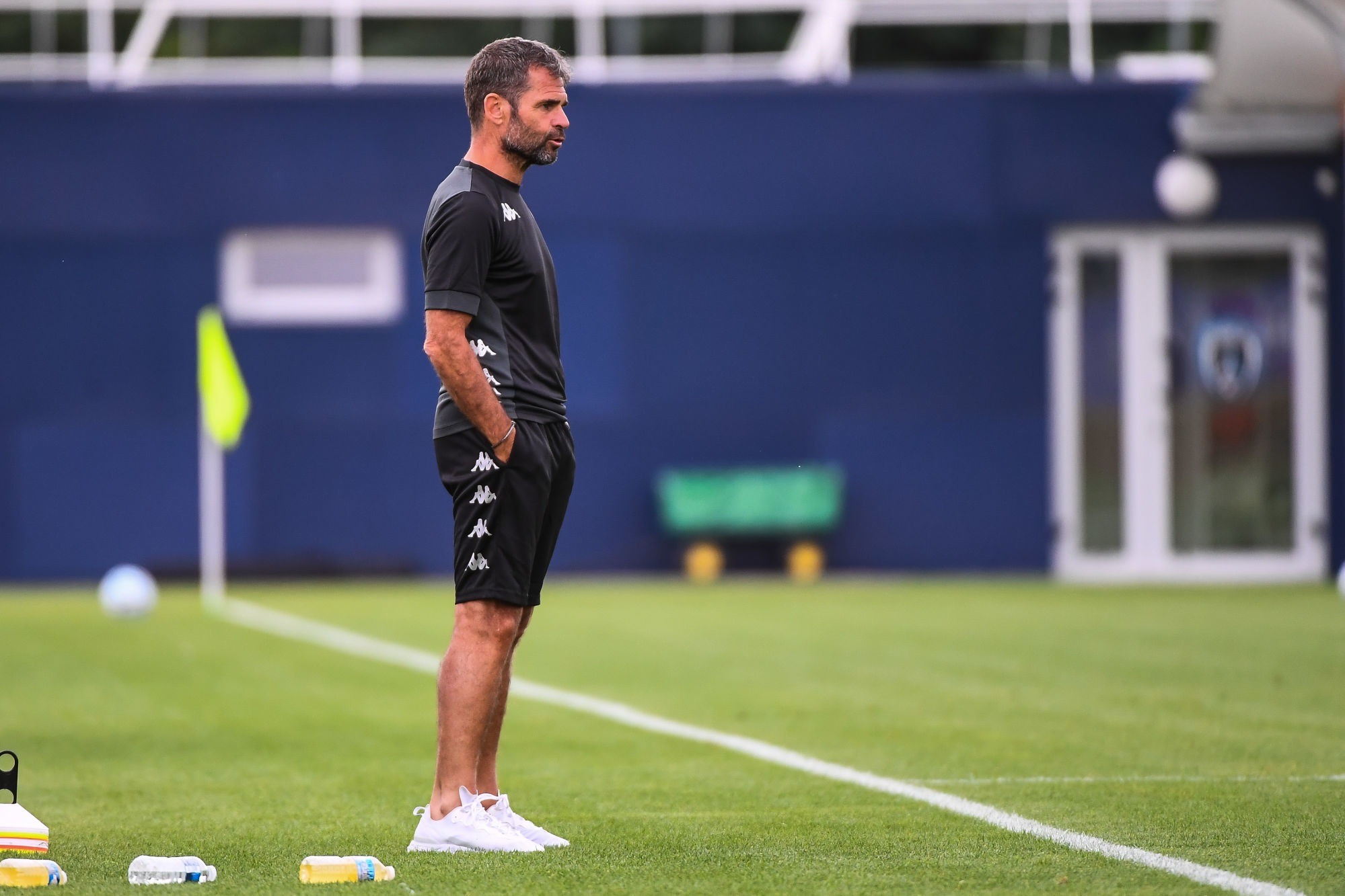 Ollé-Nicole affiche sa « fierté » en arrivant au PSG et l’envie d’installer de la « stabilité »