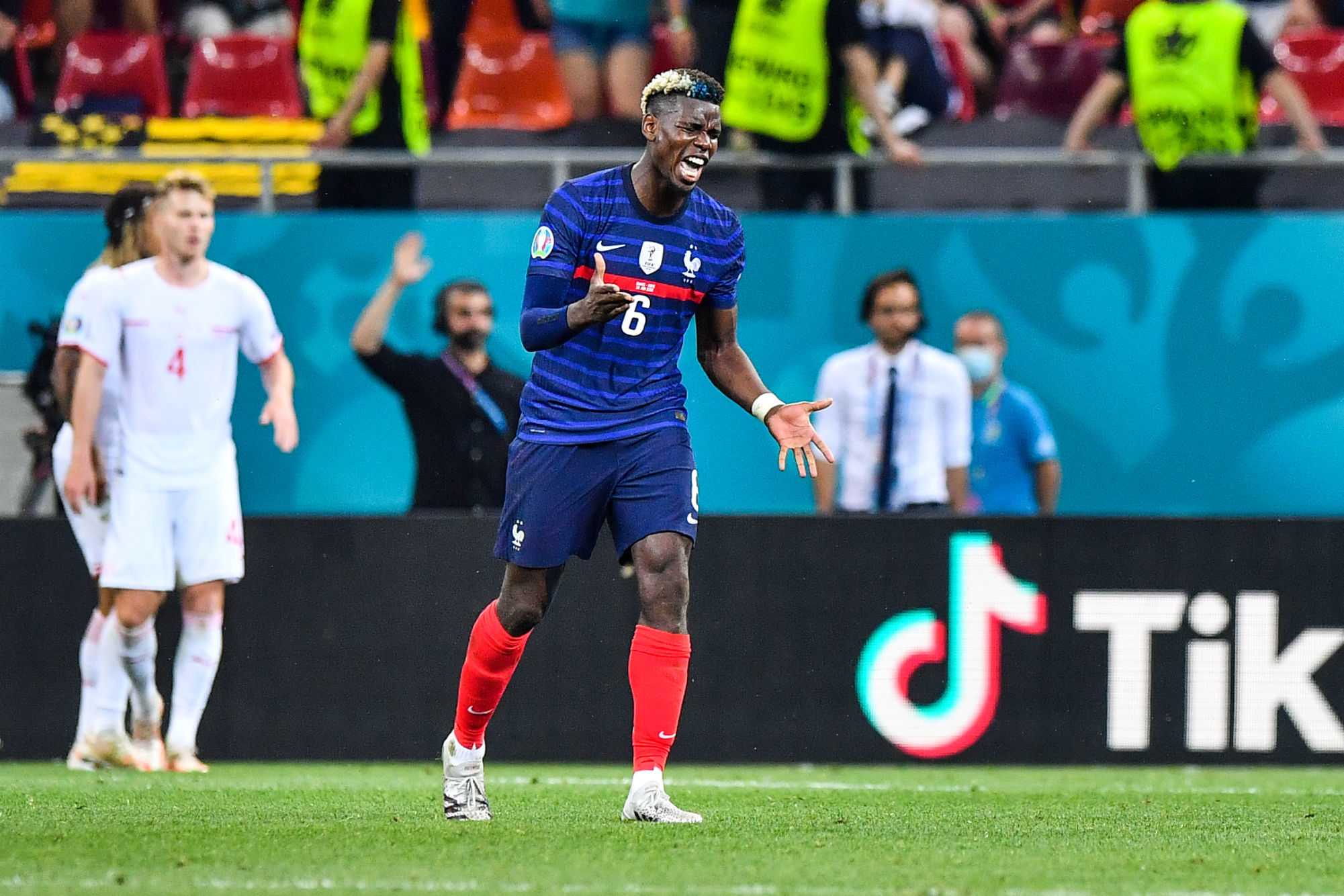 Mercato – Des banderoles contre le transfert de Pogba déployées à Paris