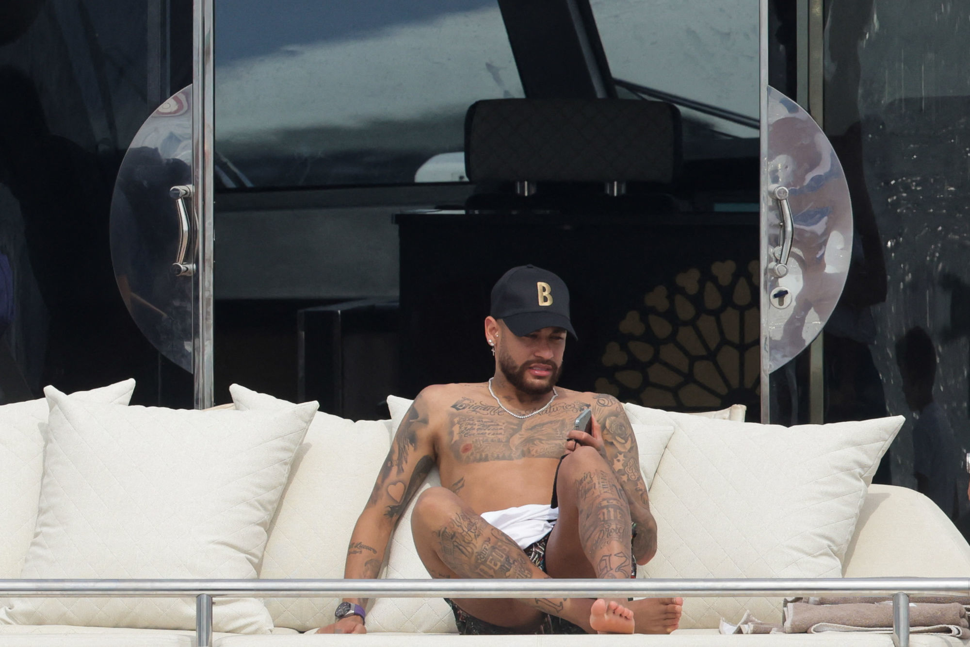 Hourcade soutient Neymar « Avoir besoin de respirer et de décompresser, c’est naturel »