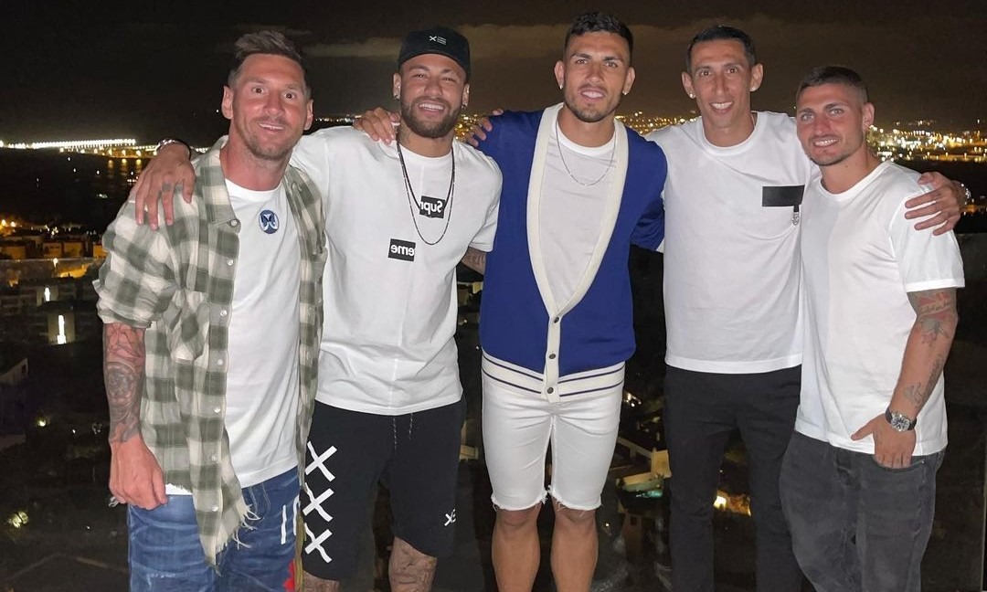 Les images du PSG ce mardi: Maillot extérieur d’entraînement, line up de rêve et prêt de Nagera