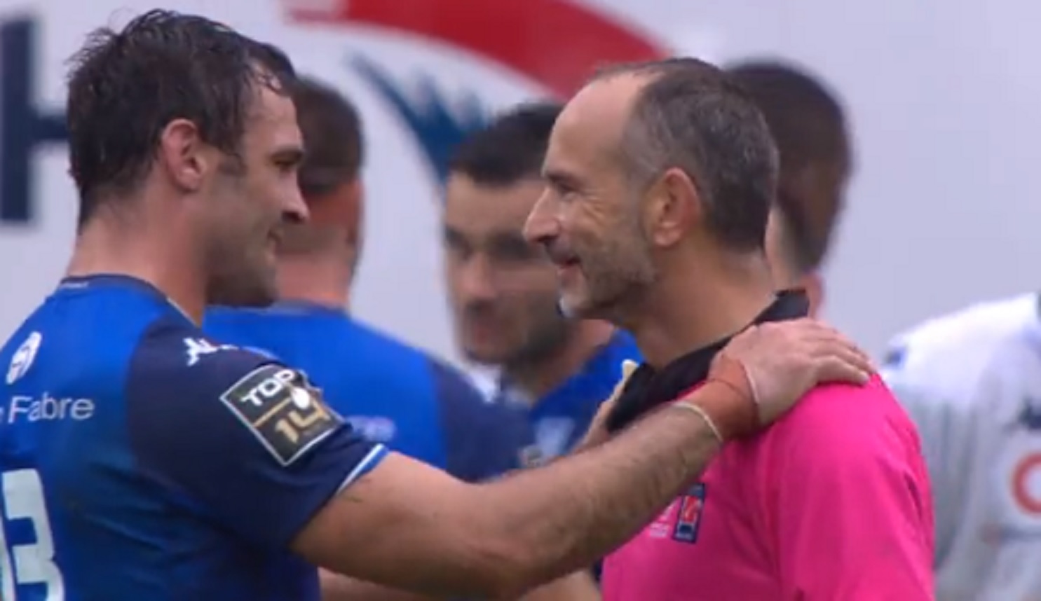 VIDEO : Quand Combezou félicite Romain Poite pour sa carrière, pensant qu’il allait arrêter l’arbitrage