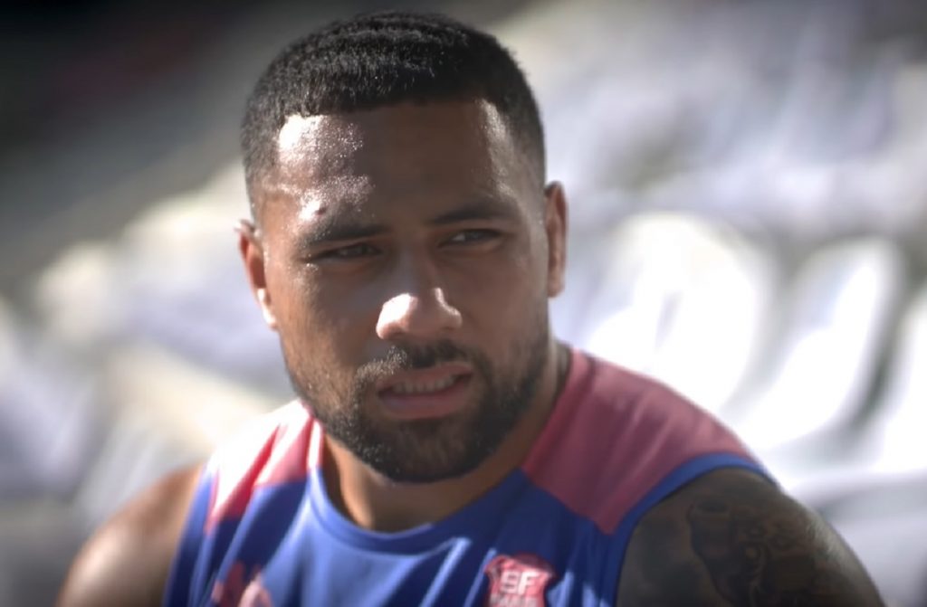 Le All-Black Ngani Laumape recalé sur le banc des remplaçants par Gonçalo Quesada !