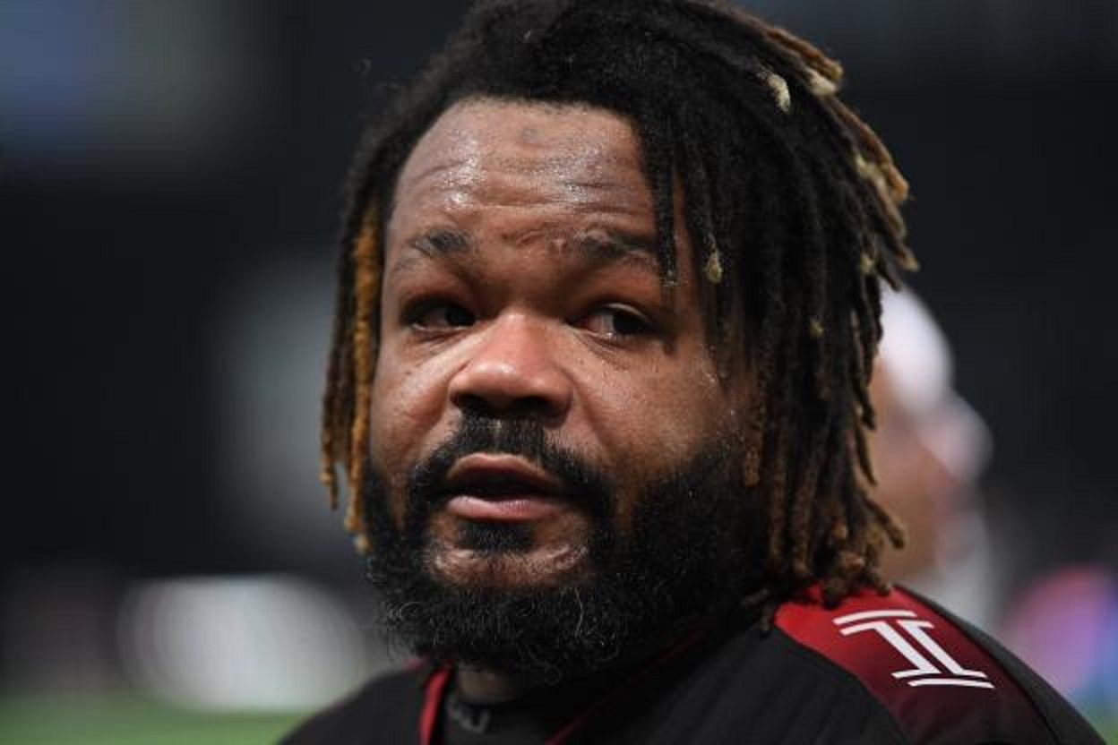 Gravement blessé, Mathieu Bastareaud évoque son avenir !