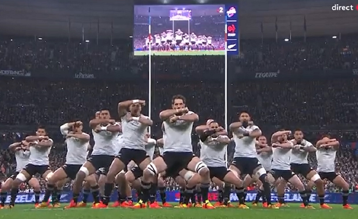 VIDEO : Le HAKA des All-Blacks contre le XV de France !