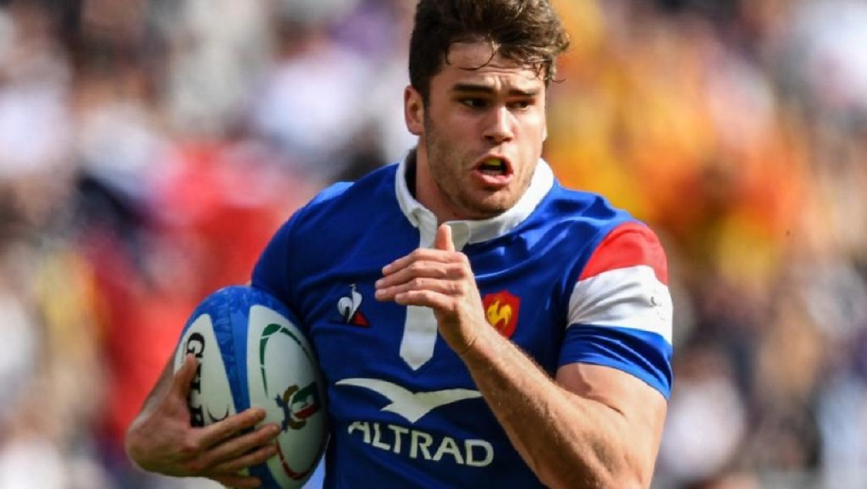 Damian Penaud porte un brassard noir contre l’Argentine