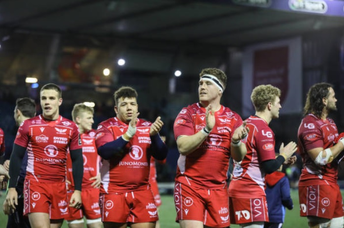 OFFICIEL : Les Scarlets perdent sur tapis vert 28 à 00 !