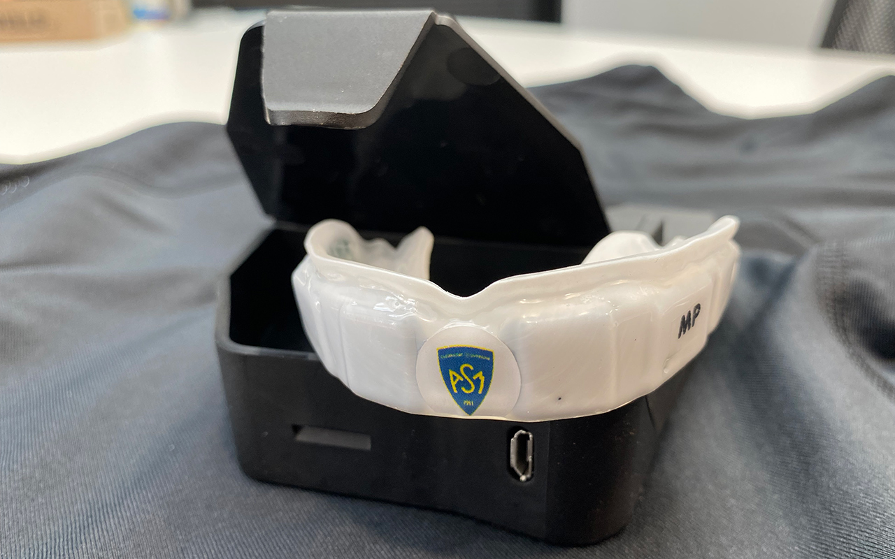 Les Clermontois utilisent désormais des protège-dents connectés !