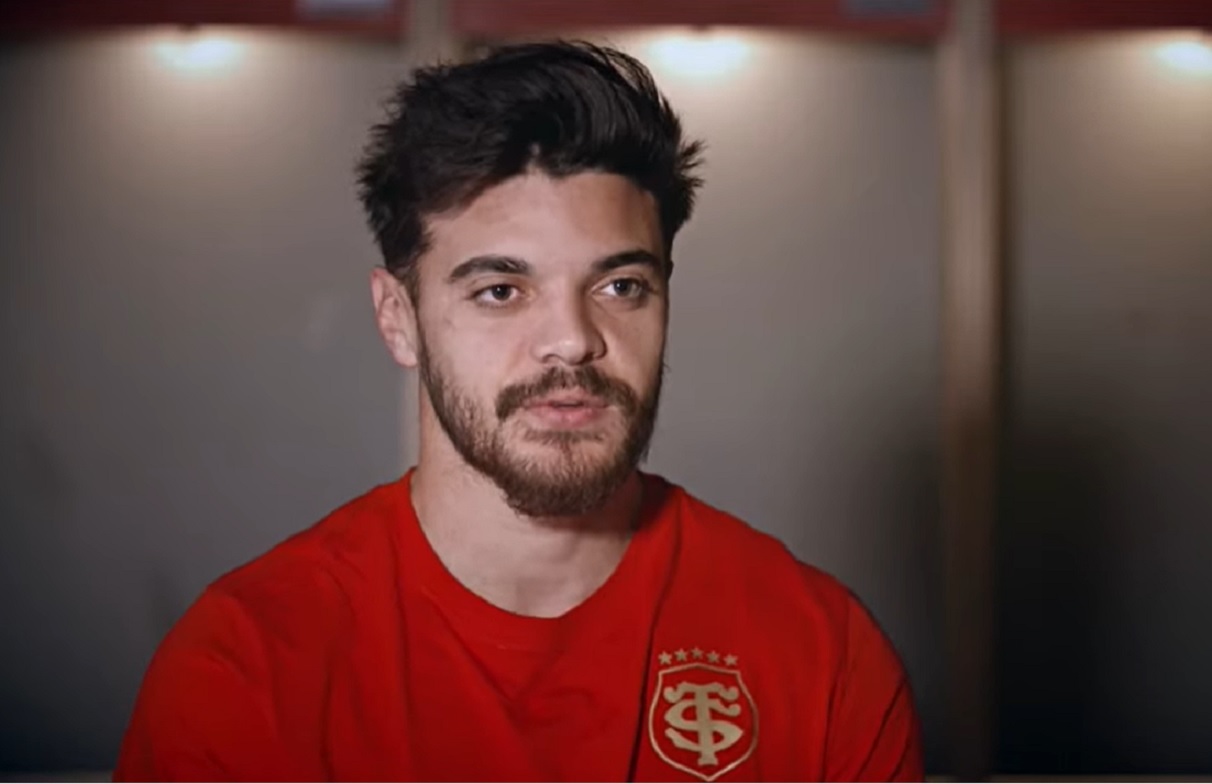 Romain Ntamack se confie sur sa contamination et sur les difficultés Toulousaines