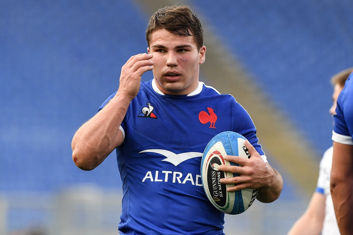 Antoine Dupont explique comment les Bleus procèdent pour ne pas céder à la pression