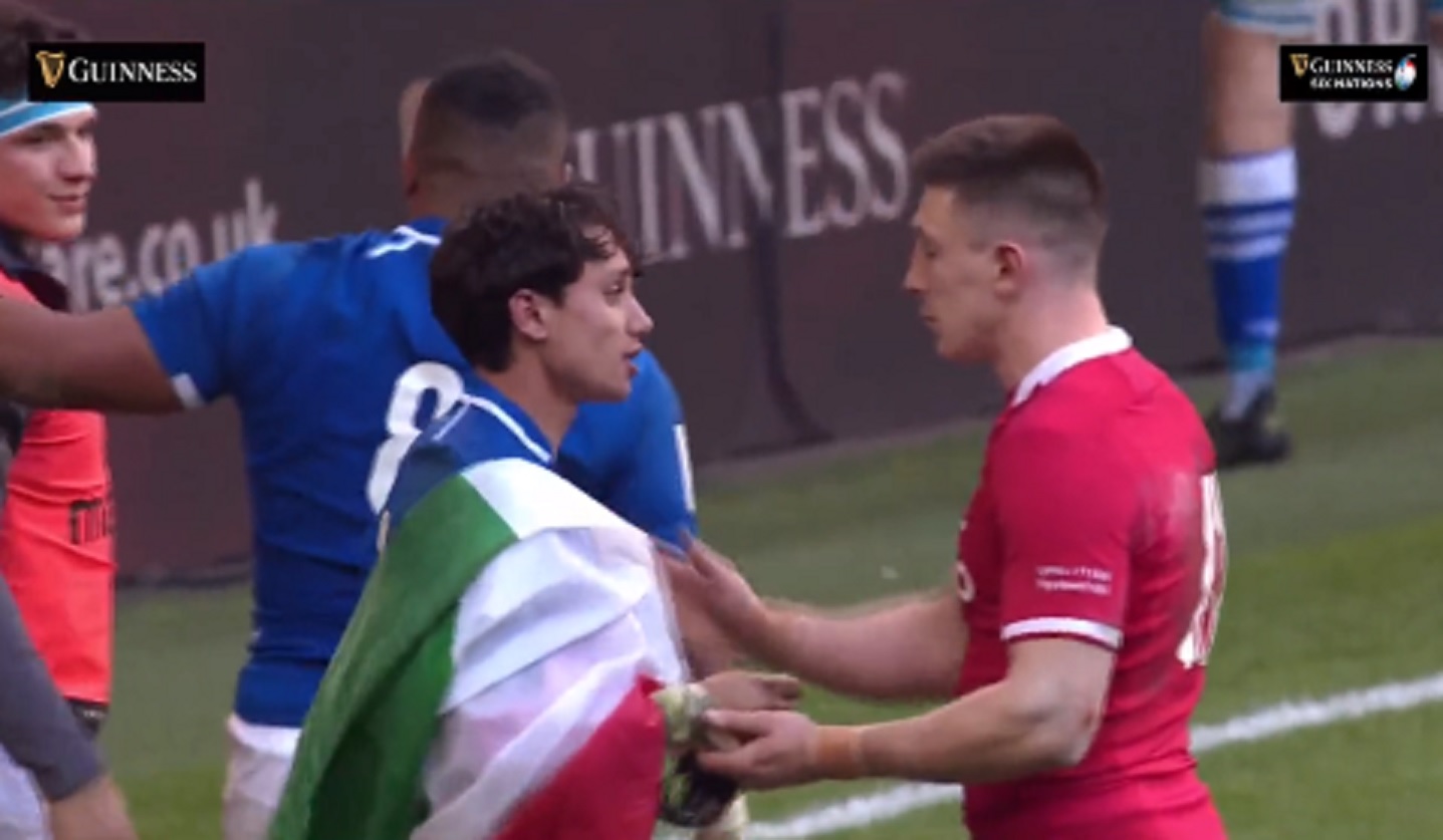 Le futur Toulousain Ange Capuozzo ne réalise pas encore l’exploit de l’Italie