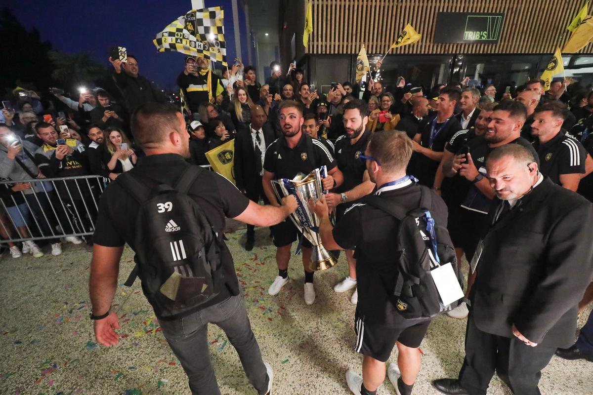 Ronan O’Gara affirme n’avoir fixé aucune limite de “bringue” à ses joueurs !