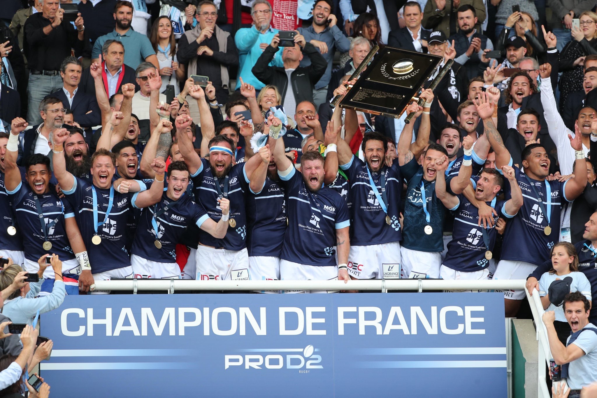 Bayonne écrase Mont-de-Marsan et remonte en Top 14 !