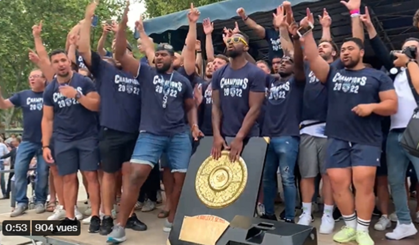 VIDEOS : Quand les Montpelliérains présentent le Bouclier à leurs supporters !