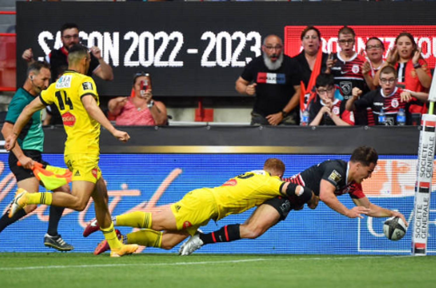 Toulouse surclasse le champion d’Europe et rejoint Castres en demi-finale !