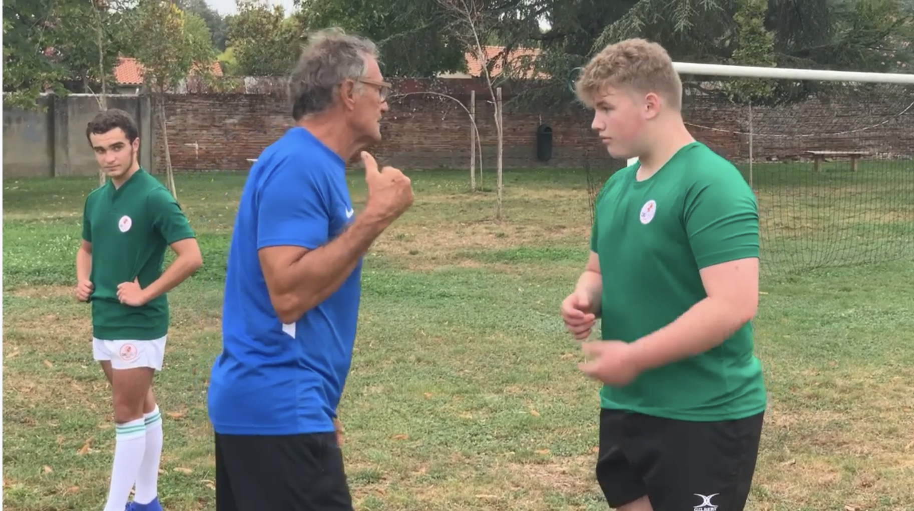 VIDEO : Quand Guy Novès demande à un jeune joueur de ne pas jouer comme « une gonzesse »