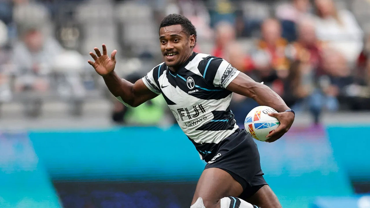 Bayonne recrute un champion du monde !