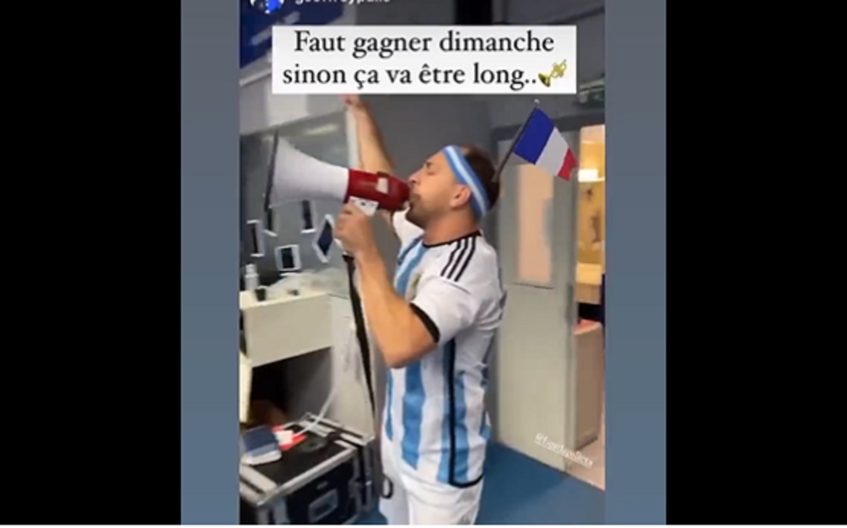 VIDEO : Benjamin Urdapilleta totalement déchainé à l’approche de la finale France – Argentine !