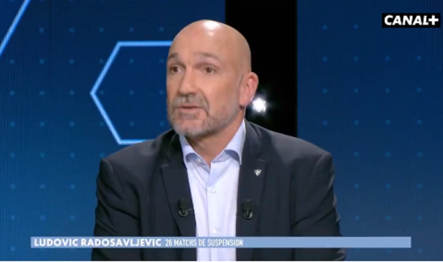 Richard Dourthe veut faire taire une polémique