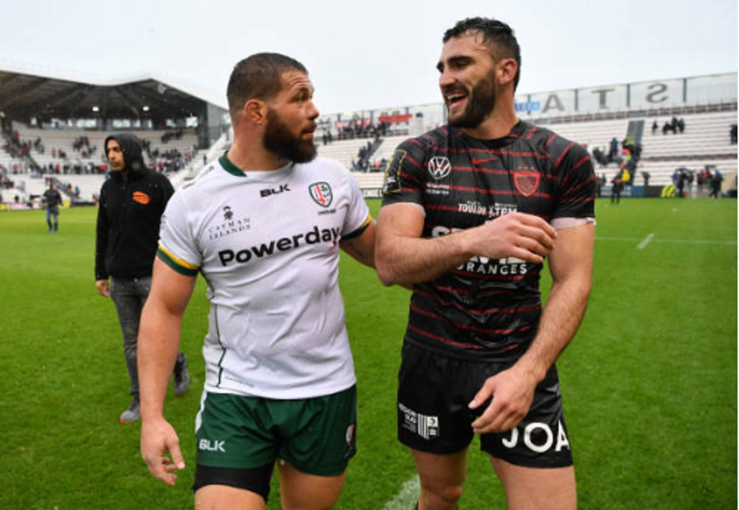 Le pilier Marcel Van der Merwe suspendu !