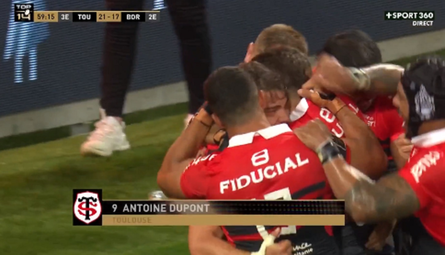 VIDEO : L’incroyable essai d’Antoine Dupont marqué contre Bordeaux-Bègles !