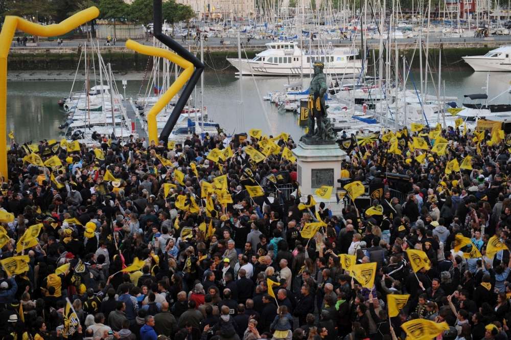 La Ville de La Rochelle interdit les plongeons pour la finale Européenne !