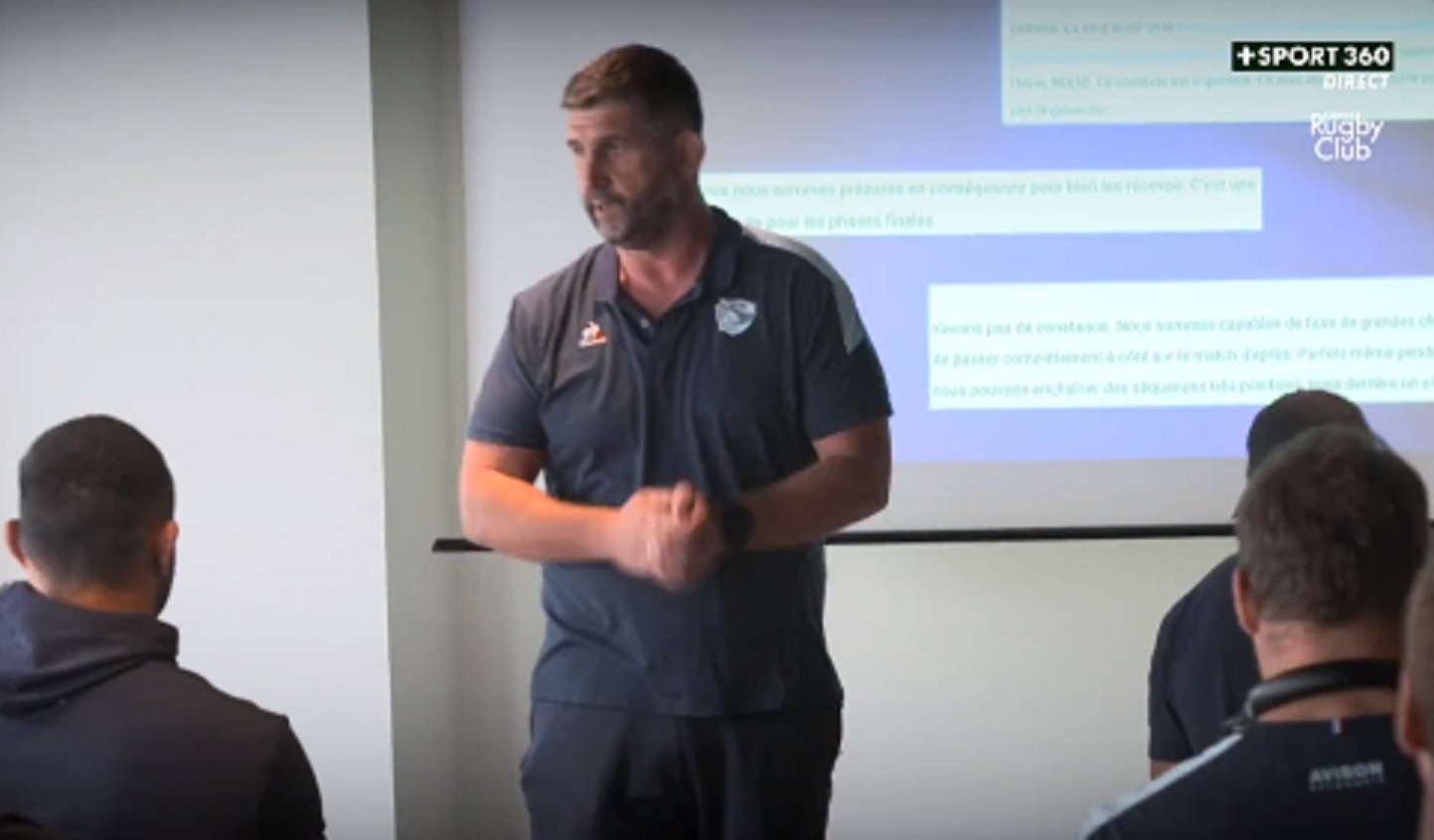 VIDEO : Quand le manager motive ses joueurs avant de défier le Racing 92