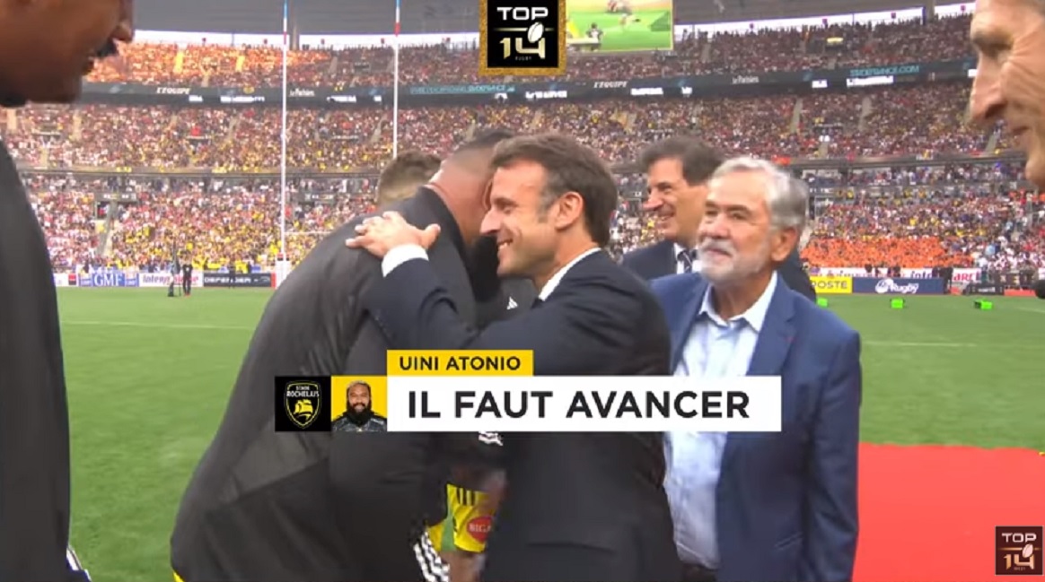 VIDEO : L’incroyable échange entre Uini Atonio et Emmanuel Macron juste avant la finale du Top 14 !