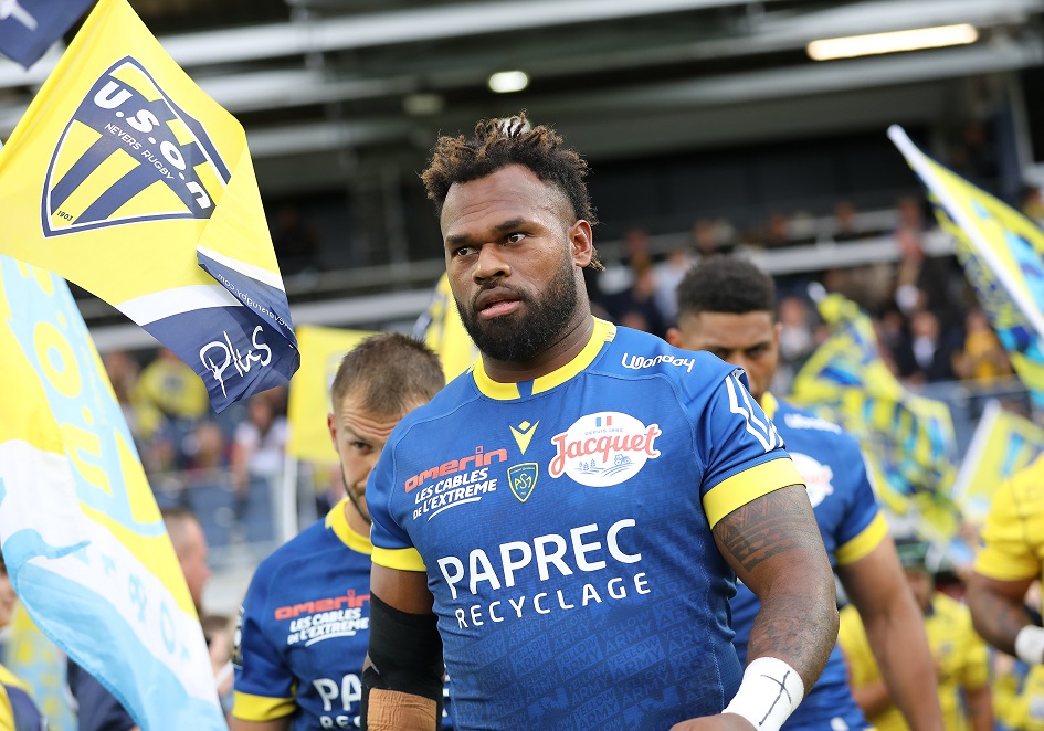 Découvrez le nouveau maillot domicile de Clermont pour la saison 2023 / 2024