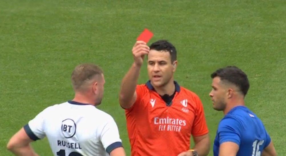 Un carton jaune transformé en carton rouge en cours de match : On vous réexplique la nouvelle règle !