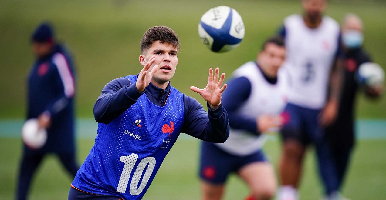 Selon Midi Olympique, l’ouvreur du XV de France sera Matthieu Jalibert