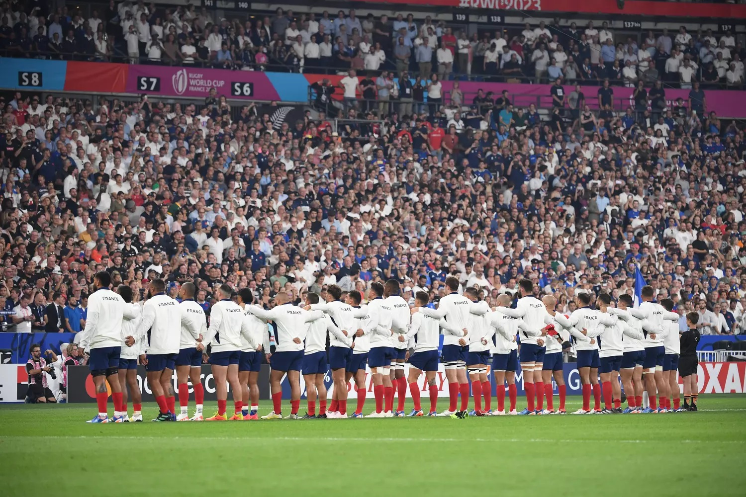 France 2023 : Les enfants des chorales en pleur
