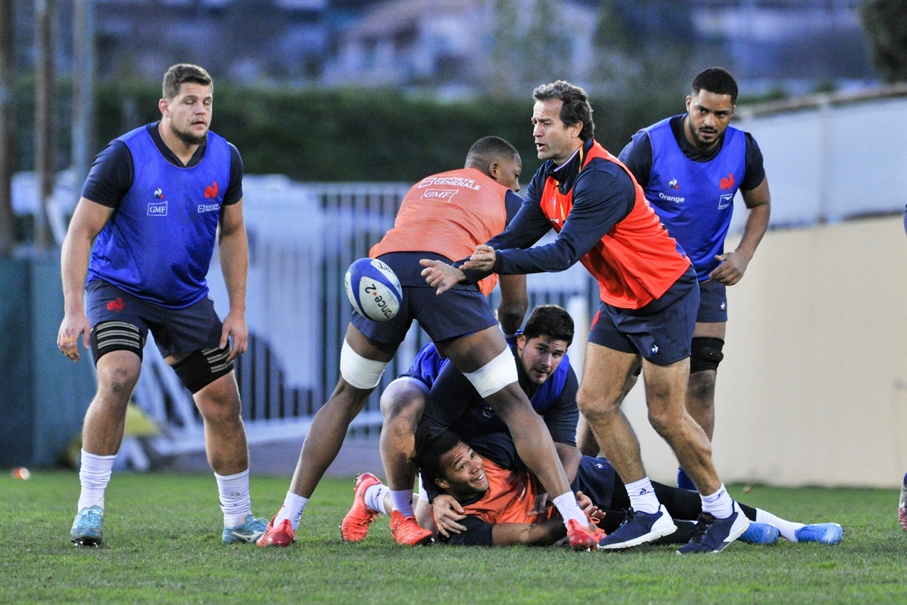 Un joueur emblématique du RC Toulon a assisté à l’entraînement de l’équipe de France