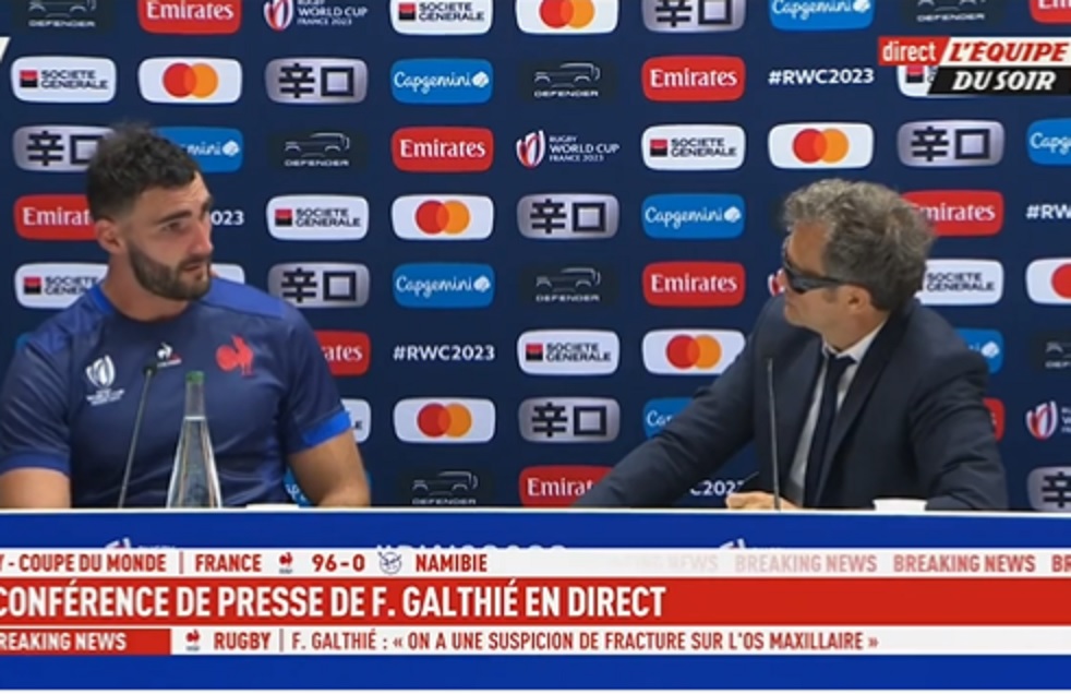 Fabien Galthié se moque ouvertement de Paul Boudehent, Charles Ollivon explose de rire