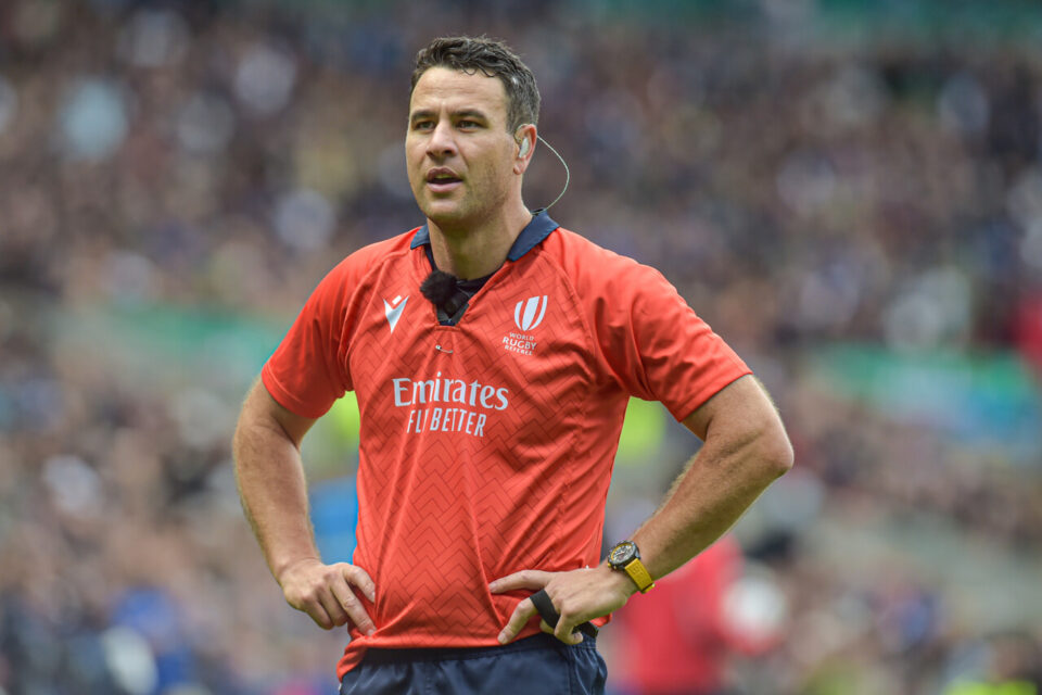 Les nombreux messages d’insultes reçus par l’arbitre Ben O’Keeffe font froid au dos !