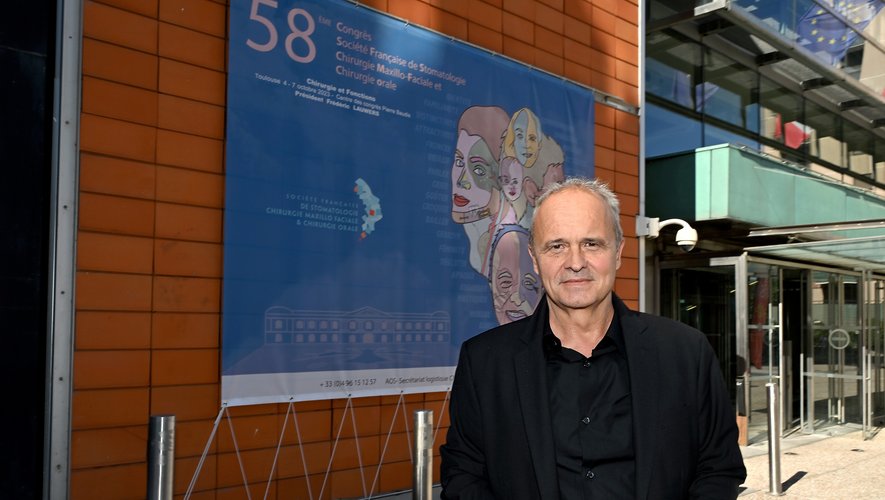 Le chirurgien d’Antoine Dupont dégaine : “Ce que j’ai vu m’a parfois fait rire, parfois fait pleurer”