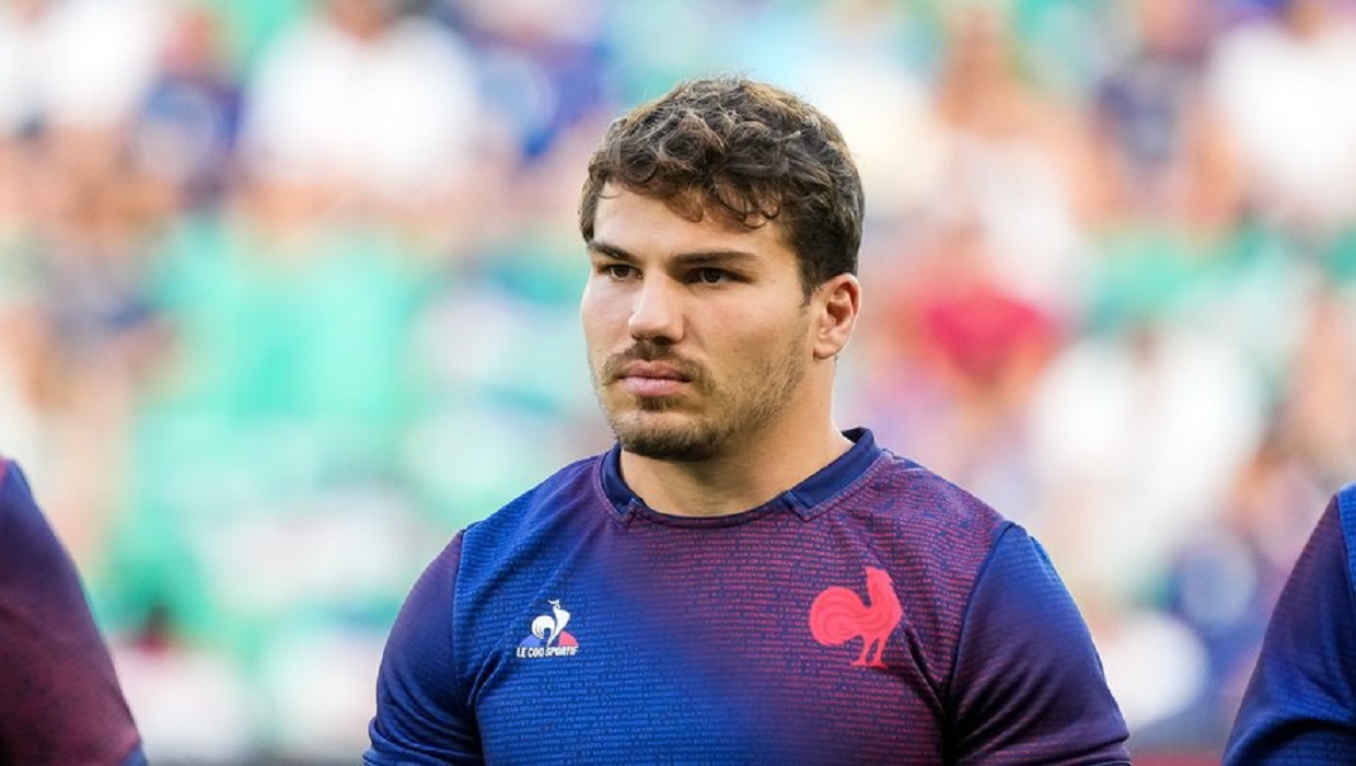Antoine Dupont dans le groupe de France VII avec le Toulonnais Rayan Rebbadj