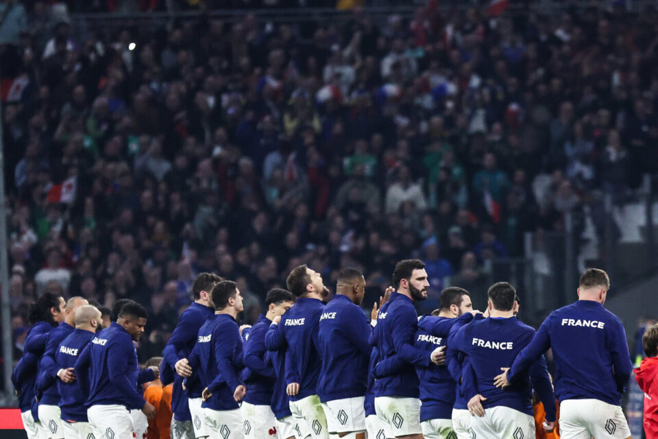 Un supporter du XV de France exprime sa très grande colère : Ca décape !